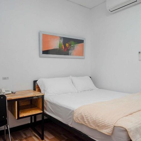Reddoorz Plus Near Patung Kuda Undip Jatingaleh Екстер'єр фото