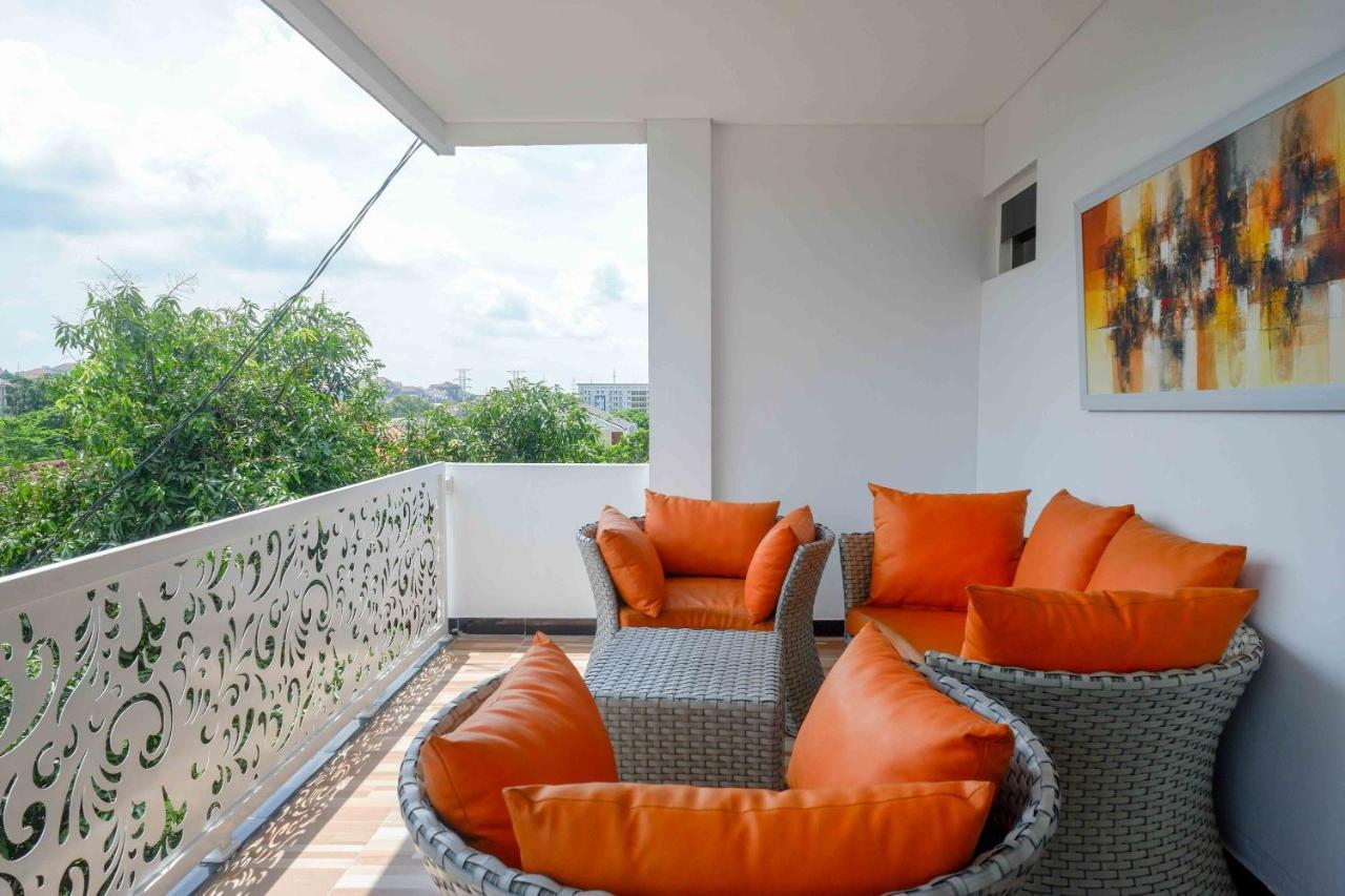 Reddoorz Plus Near Patung Kuda Undip Jatingaleh Екстер'єр фото