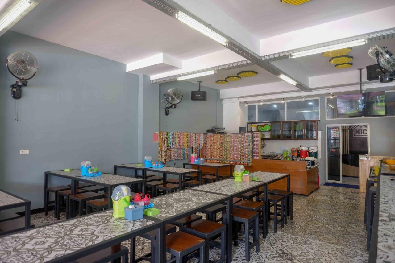 Reddoorz Plus Near Patung Kuda Undip Jatingaleh Екстер'єр фото