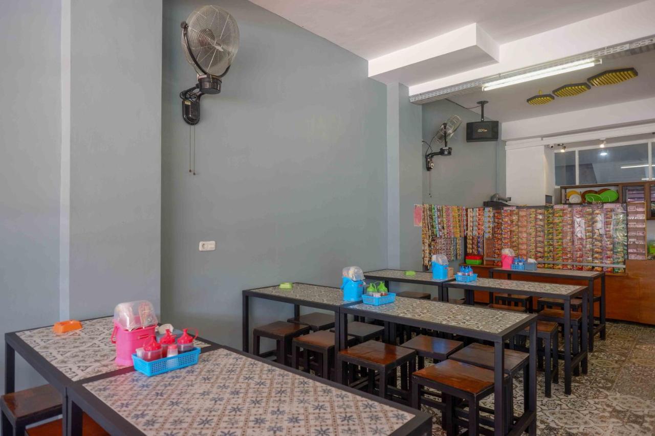 Reddoorz Plus Near Patung Kuda Undip Jatingaleh Екстер'єр фото
