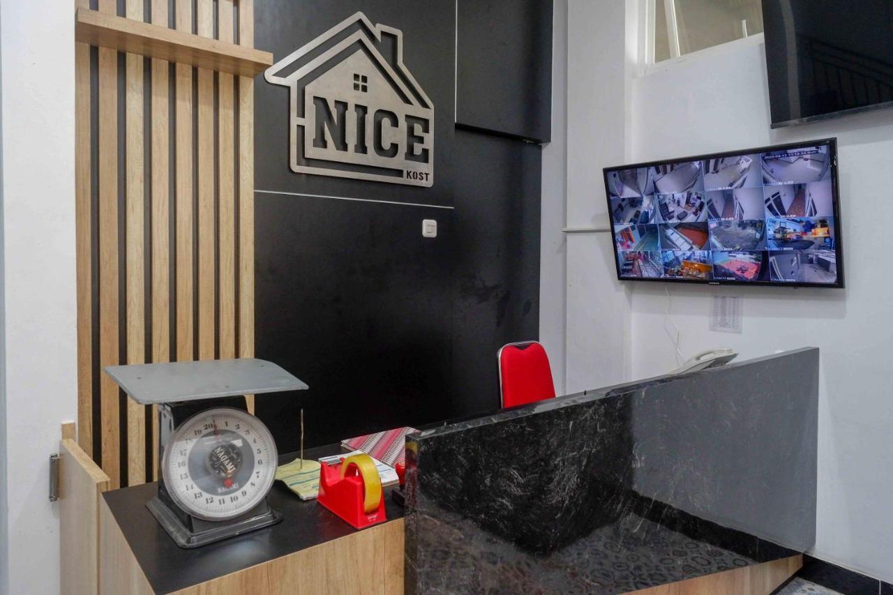 Reddoorz Plus Near Patung Kuda Undip Jatingaleh Екстер'єр фото