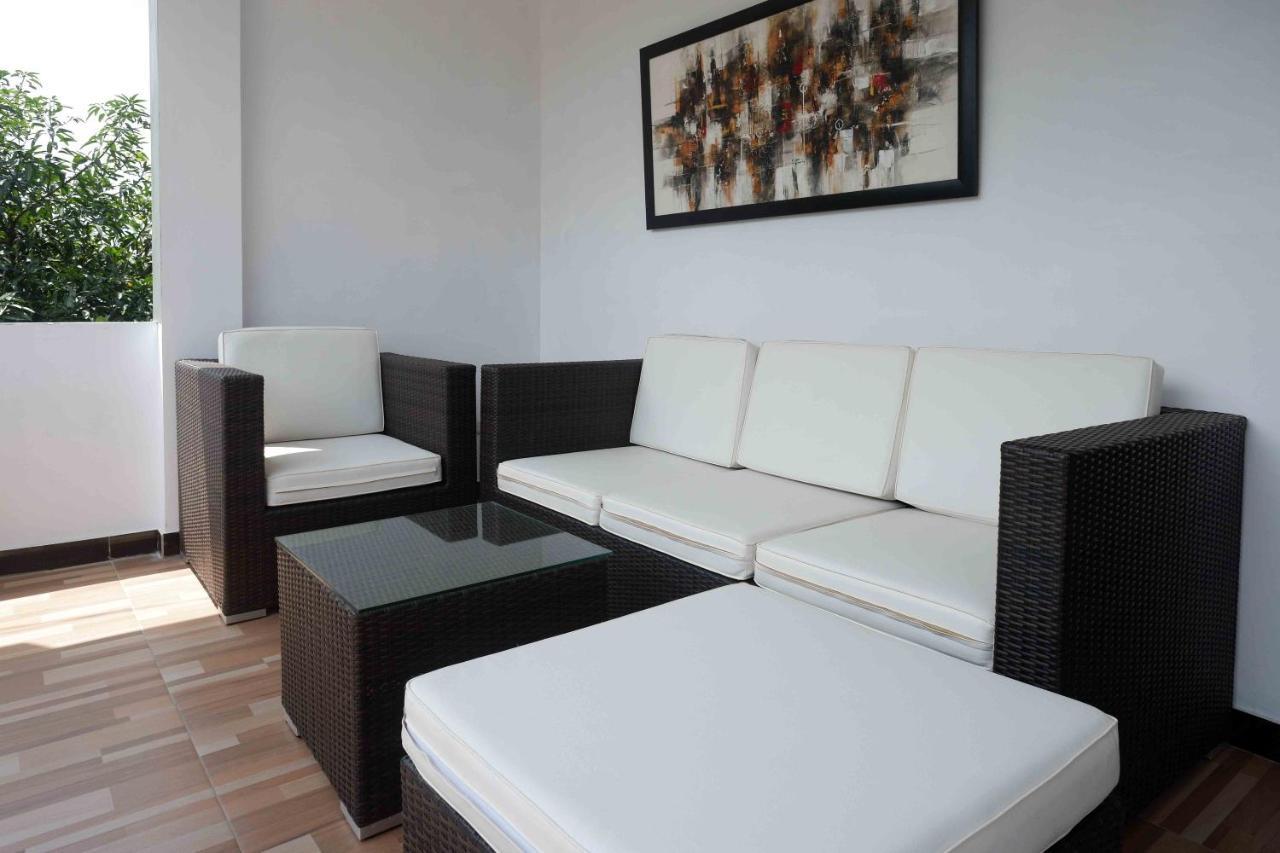 Reddoorz Plus Near Patung Kuda Undip Jatingaleh Екстер'єр фото