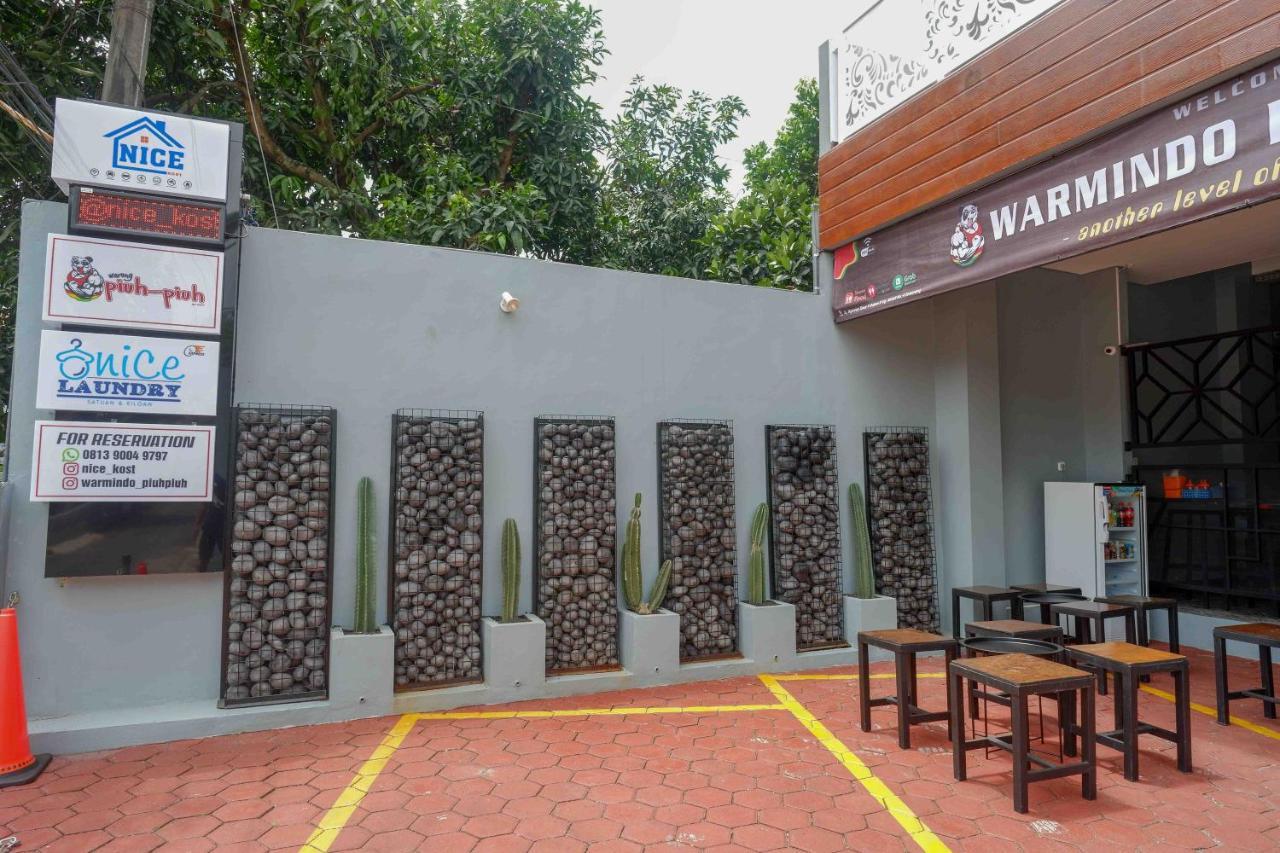 Reddoorz Plus Near Patung Kuda Undip Jatingaleh Екстер'єр фото