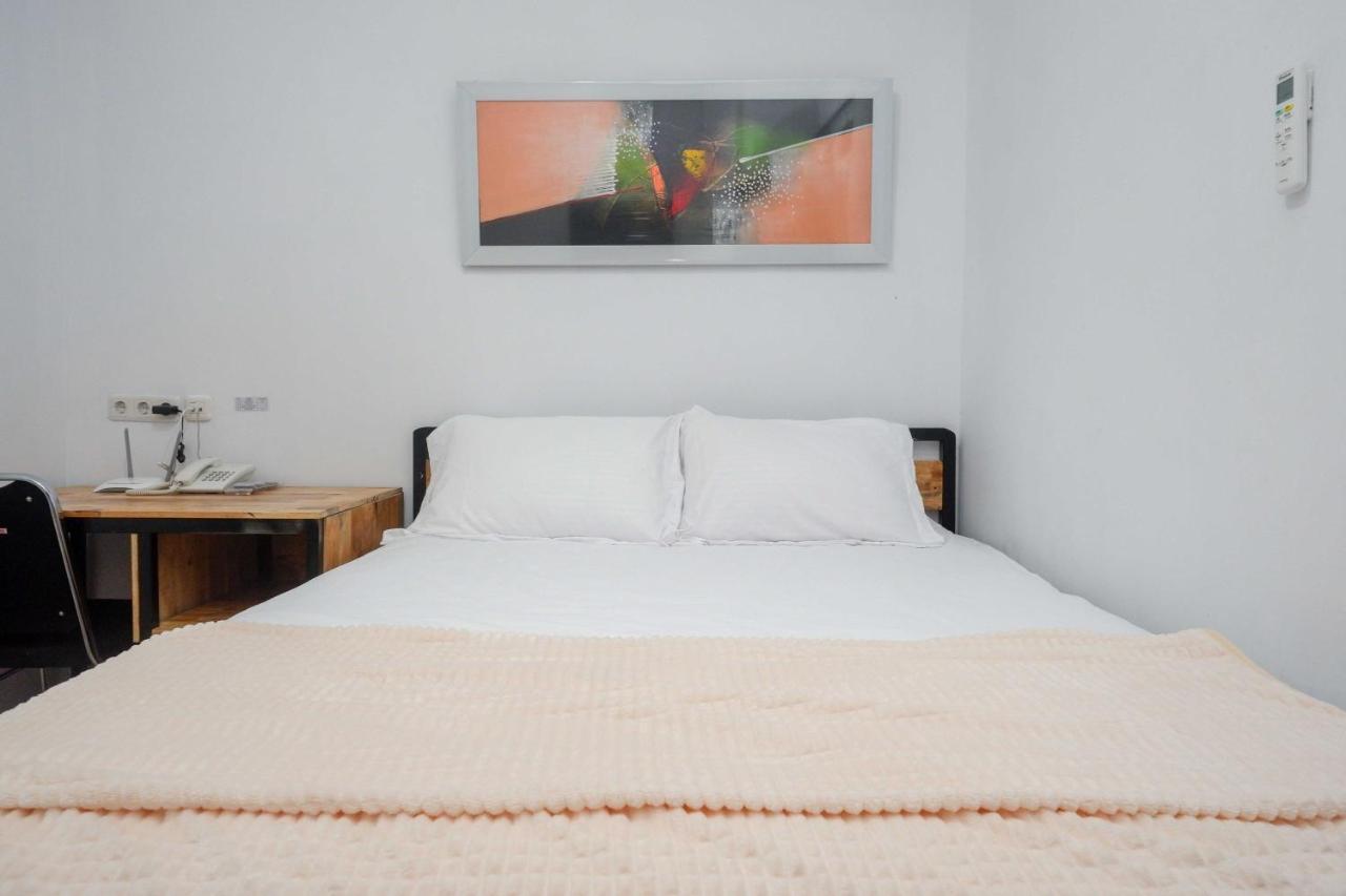 Reddoorz Plus Near Patung Kuda Undip Jatingaleh Екстер'єр фото